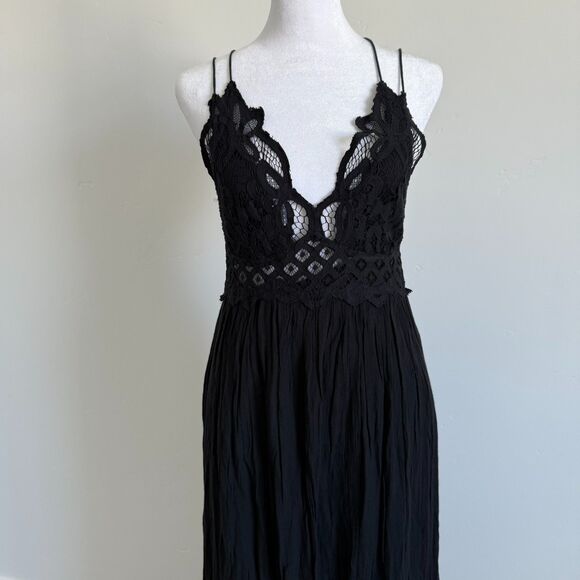 FP One womens Adella Maxi Dress Crochet Smocked spaghetti Strap Black Goth Sz M - Picture 3 of 14